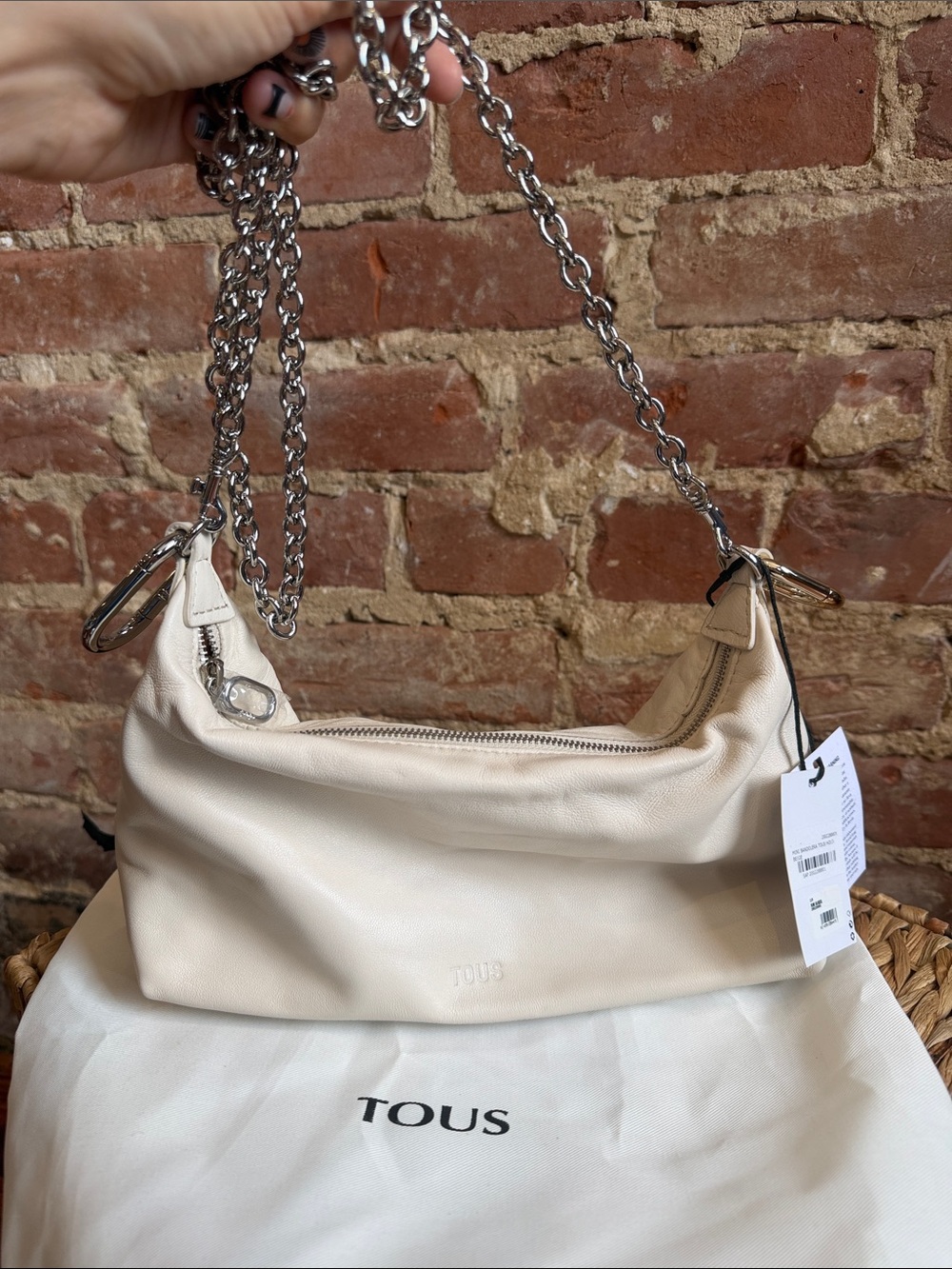 Tous Cream Leather Shoulder Bag with Silver Chain Strap
